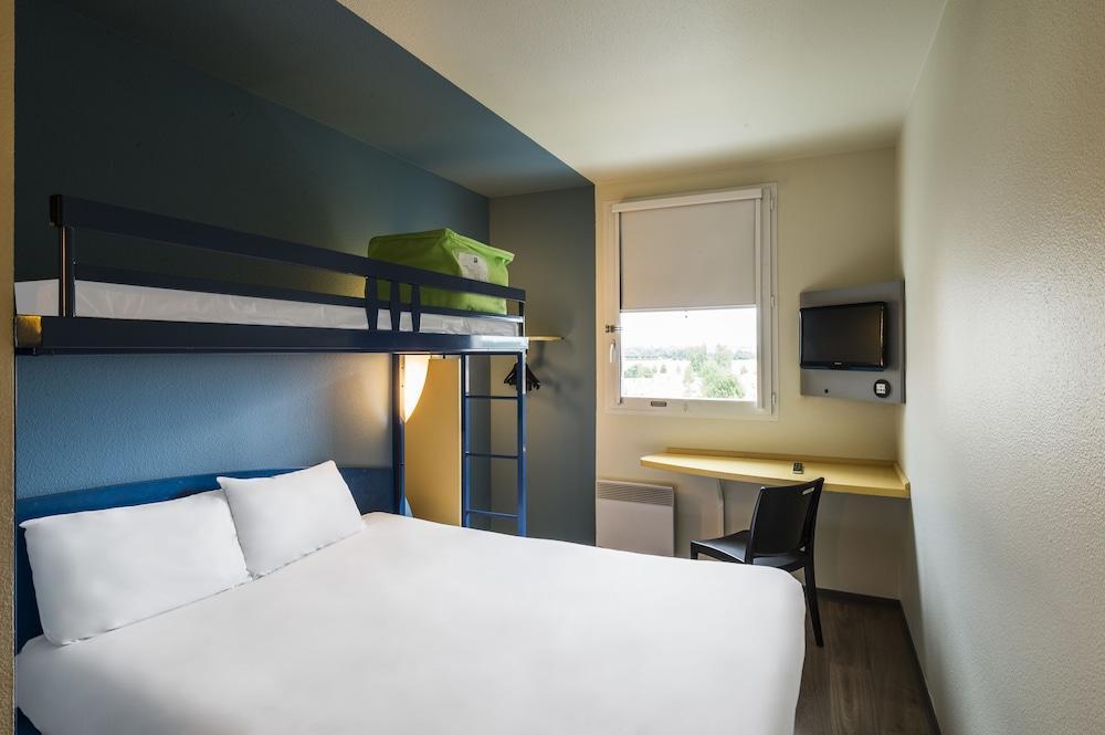 Ibis Marne La Vallee Val D'Europe Монтеврен Экстерьер фото
