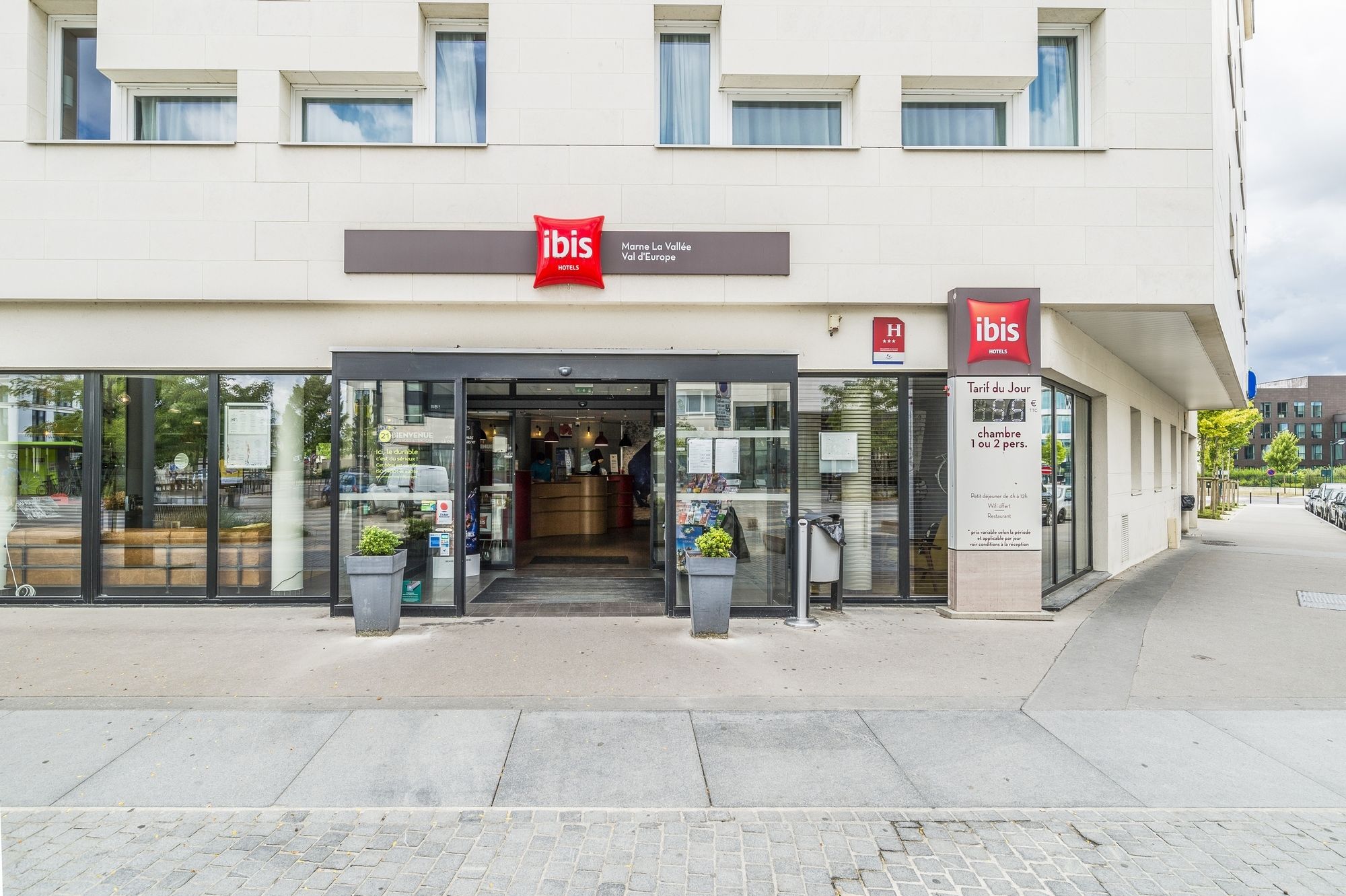 Ibis Marne La Vallee Val D'Europe Монтеврен Экстерьер фото