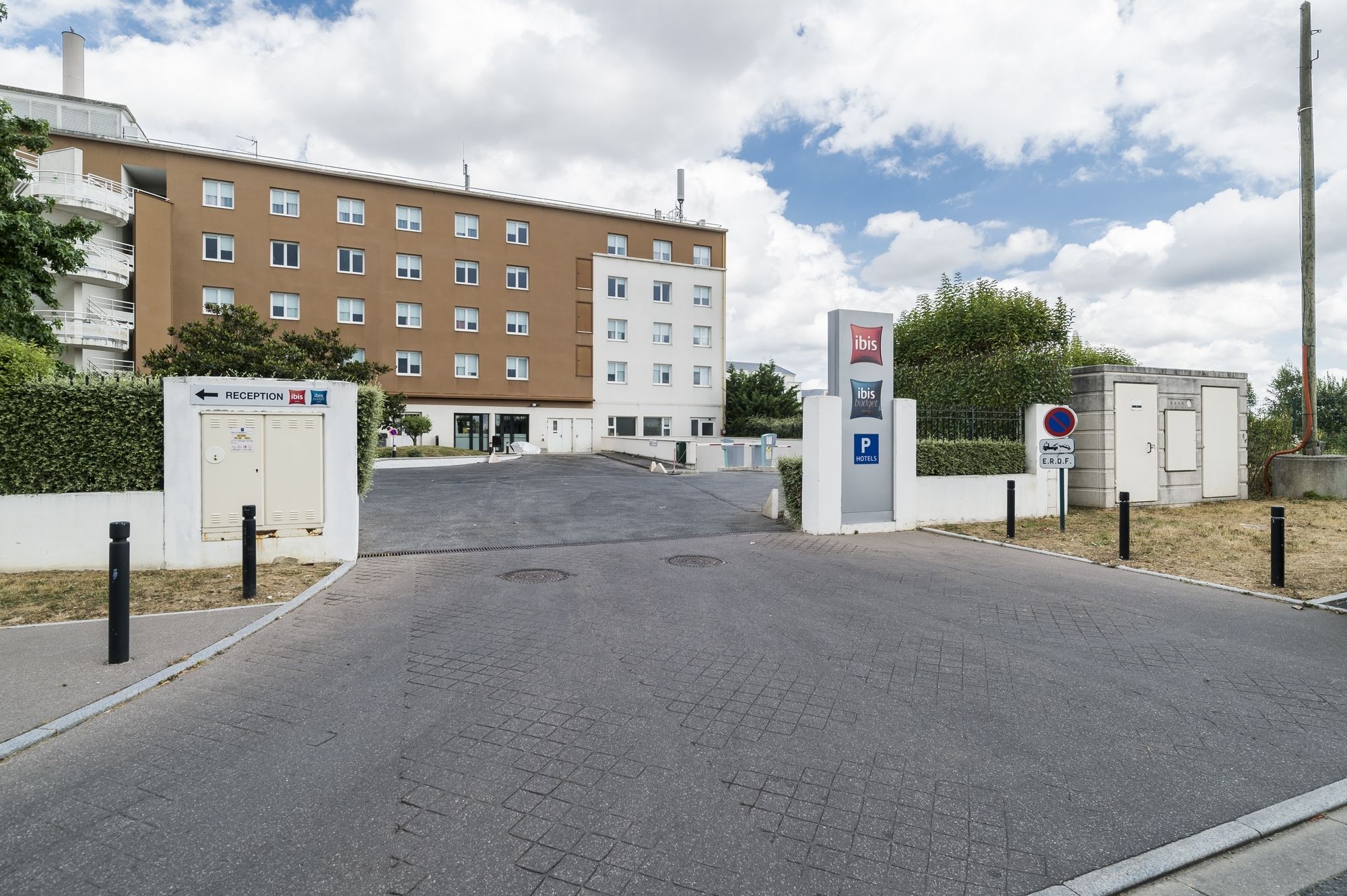 Ibis Marne La Vallee Val D'Europe Монтеврен Экстерьер фото