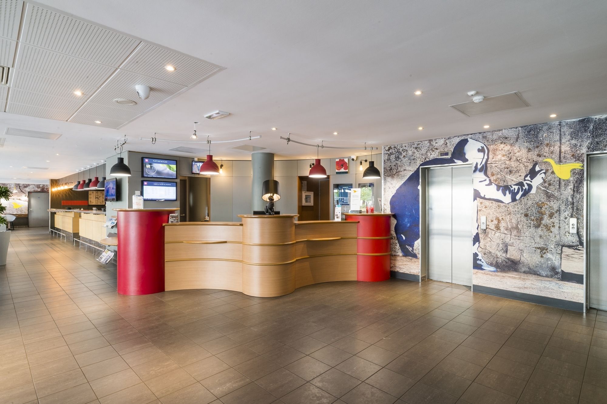 Ibis Marne La Vallee Val D'Europe Монтеврен Интерьер фото